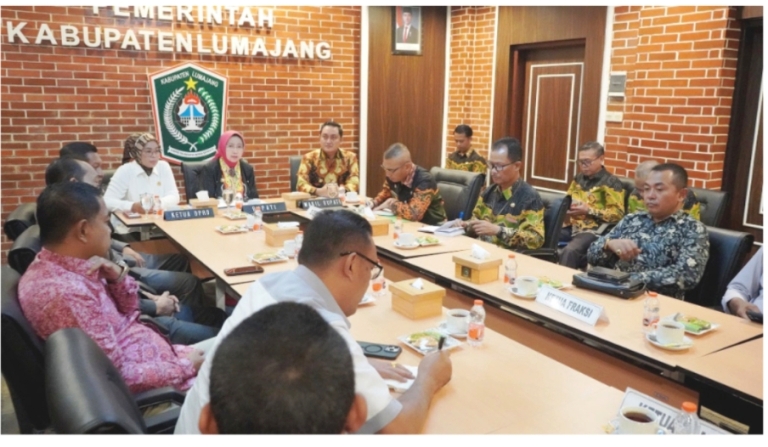 Pemkab dan DPRD Lumajang Perkuat Pengelolaan Anggaran untuk Kepentingan Masyarakat