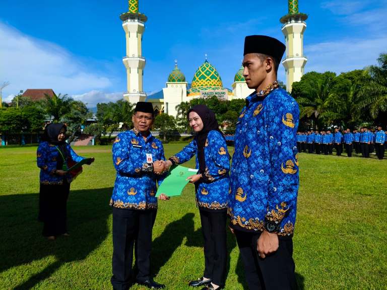 Pemkab Magetan Berikan SK Ribuan PPPK Paruh Waktu