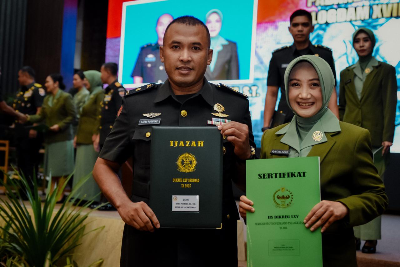 Penuh Strategi di Dua Dunia: Sosok Kunci Sepakbola Nasional 