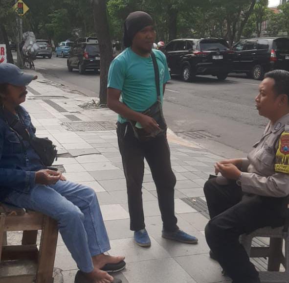 Polsek Sukomanunggal Gencarkan Patroli Dialogis, Jaga Keamanan Warga HR Muhammad