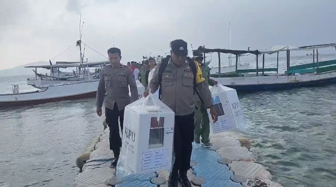 Kapolres Gresik Pastikan Pengamanan Pemungutan Suara di TPS Berjalan Aman