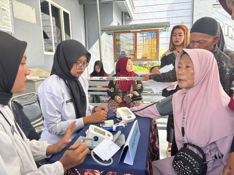 Lapas Jember Gelar Pemeriksaan Kesehatan Gratis bagi Pengunjung