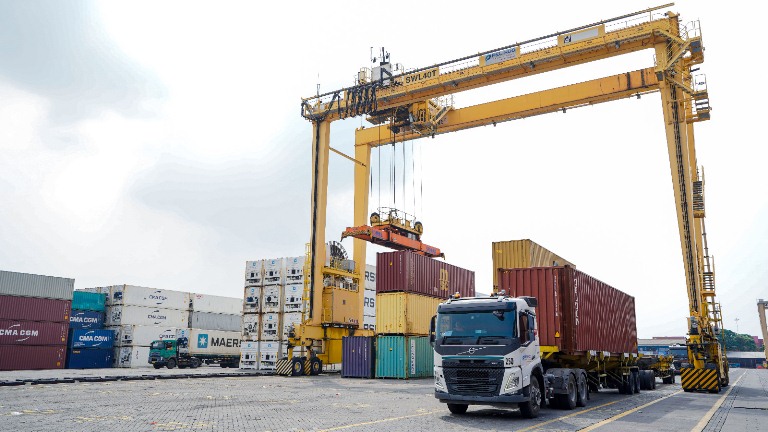 TPS Dukung Transformasi Hijau Pelabuhan Nasional lewat Elektrifikasi Alat