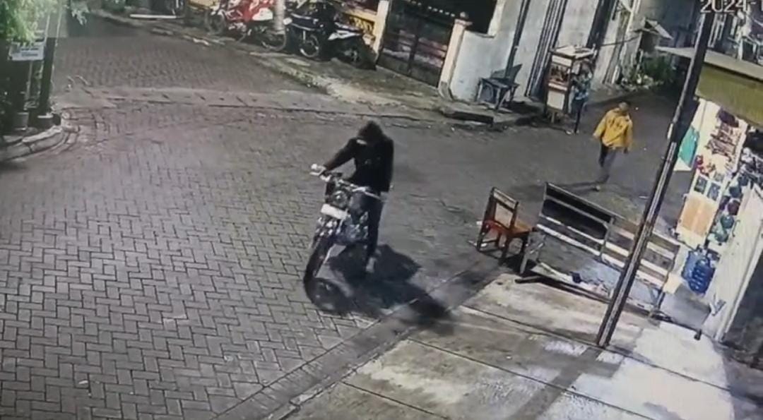 Apes! Sambangi Kakak di Tandes, Motor Warga Madiun Raib Dicuri Dua Bandit