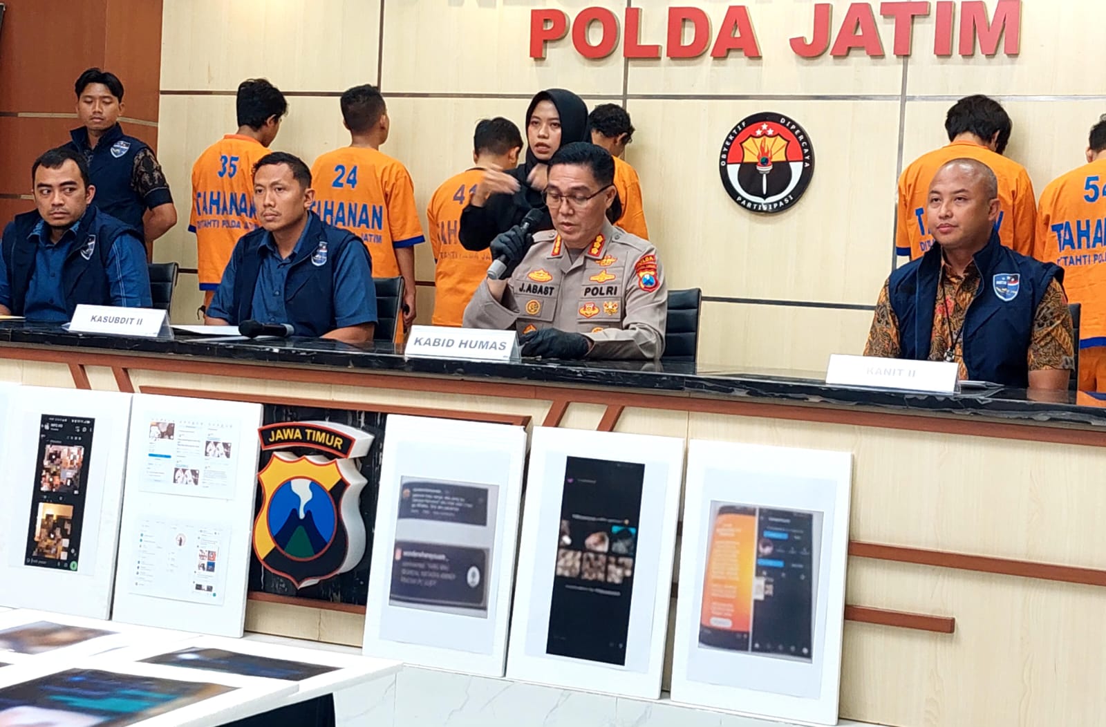 Gerak Cepat, Polda Jatim Tangkap Empat Admin dan Anggota Grup Komunitas Gay