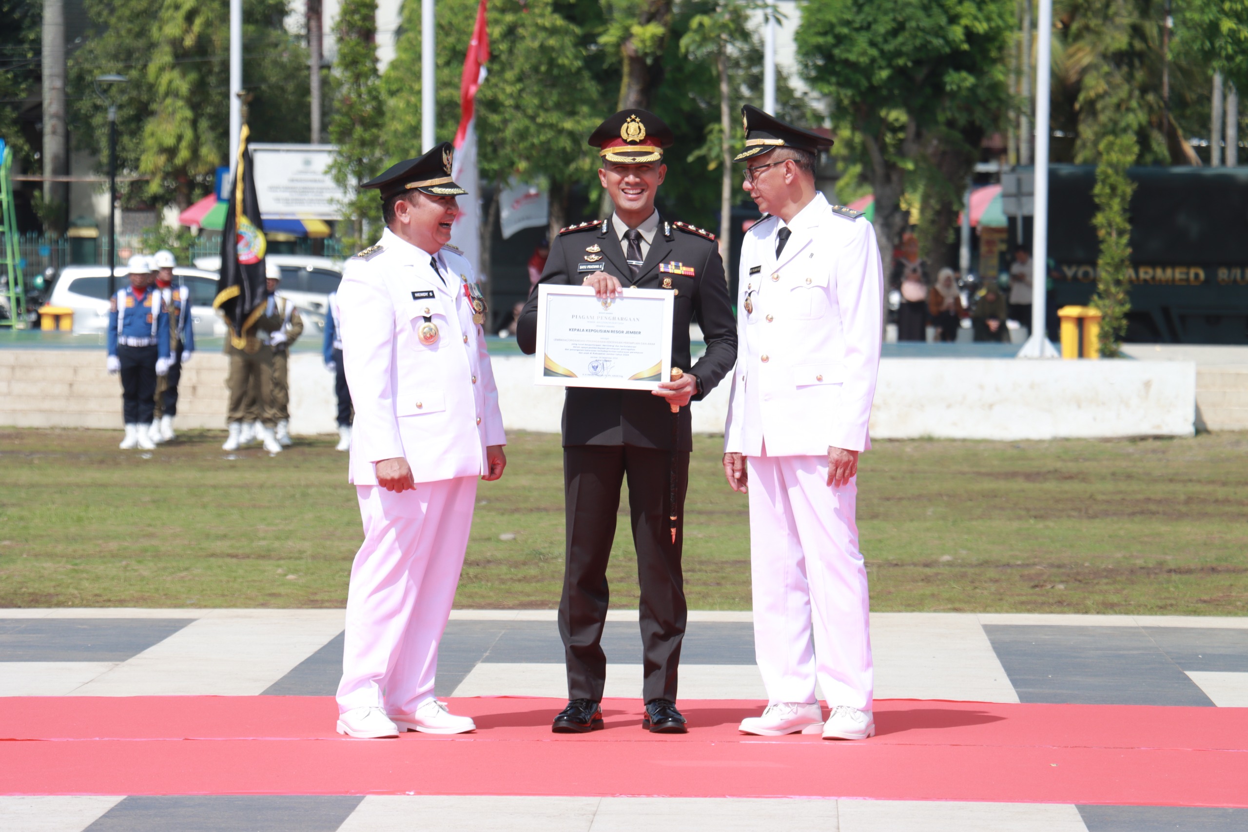 Jember Bersinar, Polres Borong Dua Penghargaan