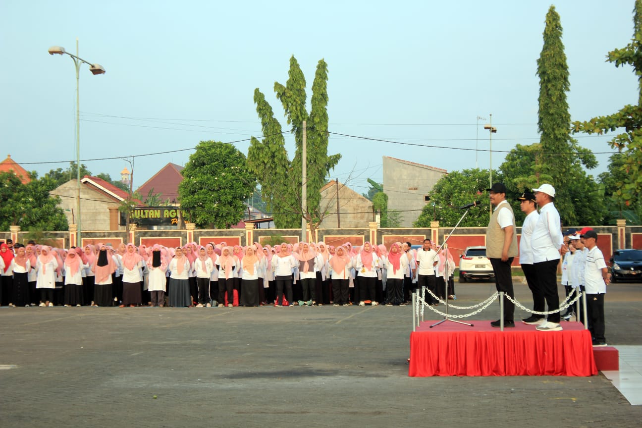 Apel Peringatan Hari Jadi Ke-338 Kota Pasuruan, Gus Ipul Ajak Insan Pendidik Cetak Prestasi Gemilang