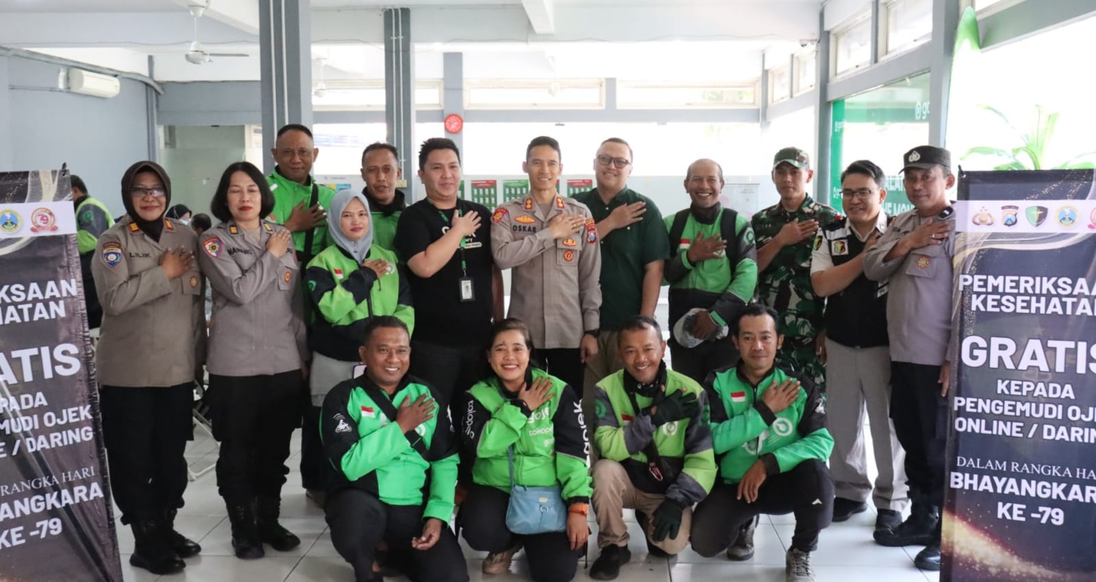 Sambut HUT Bhayangkara, Polresta Malang Kota Gelar Bhakti Kesehatan Ratusan Ojol