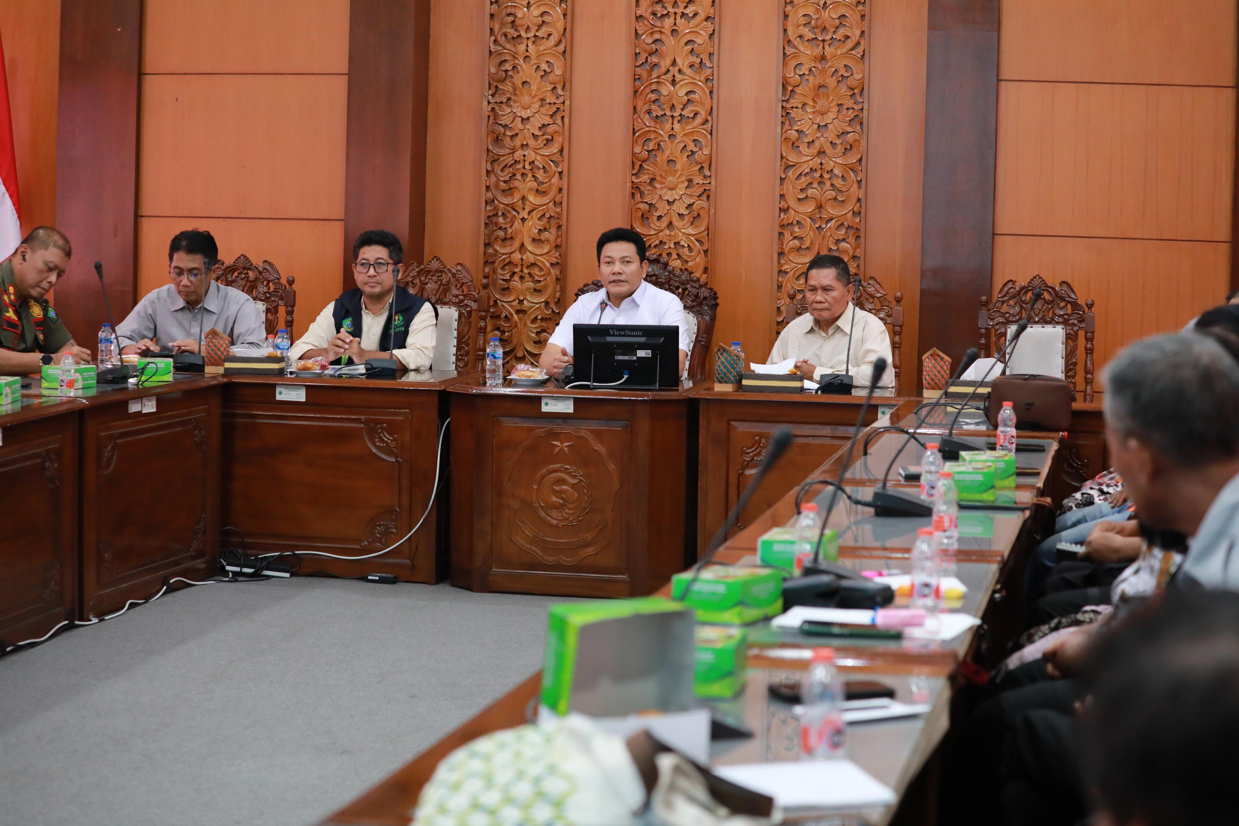 Bupati Sidoarjo: Pungutan Pedagang CFD Jangan Memberatkan