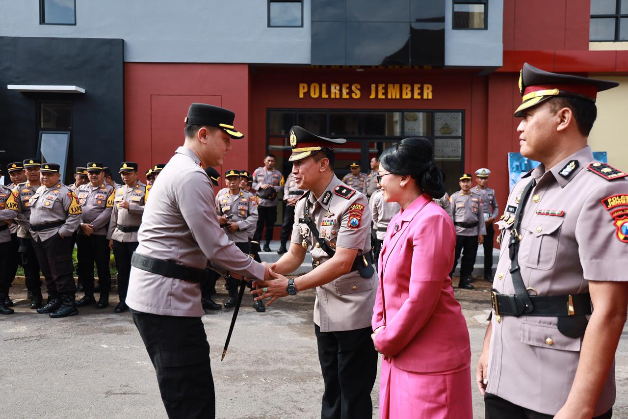 Rotasi Besar di Polres Jember: 8 Kapolsek Berganti, Ini Daftar Lengkapnya
