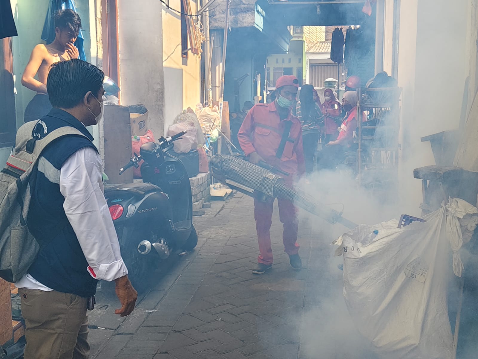 Waspada DBD di Surabaya, Puluhan Rumah Difogging