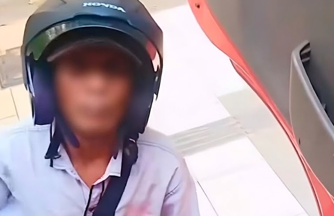 Viral Palak Sopir Truk demi Arak di Pelabuhan Tanjung Perak, Pria Paruh Baya Diamankan Polisi