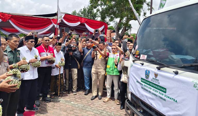 BAZNAS Jatim Kirim Rp6,1 Miliar Bantuan untuk Korban Bencana Aceh dan Sumatera