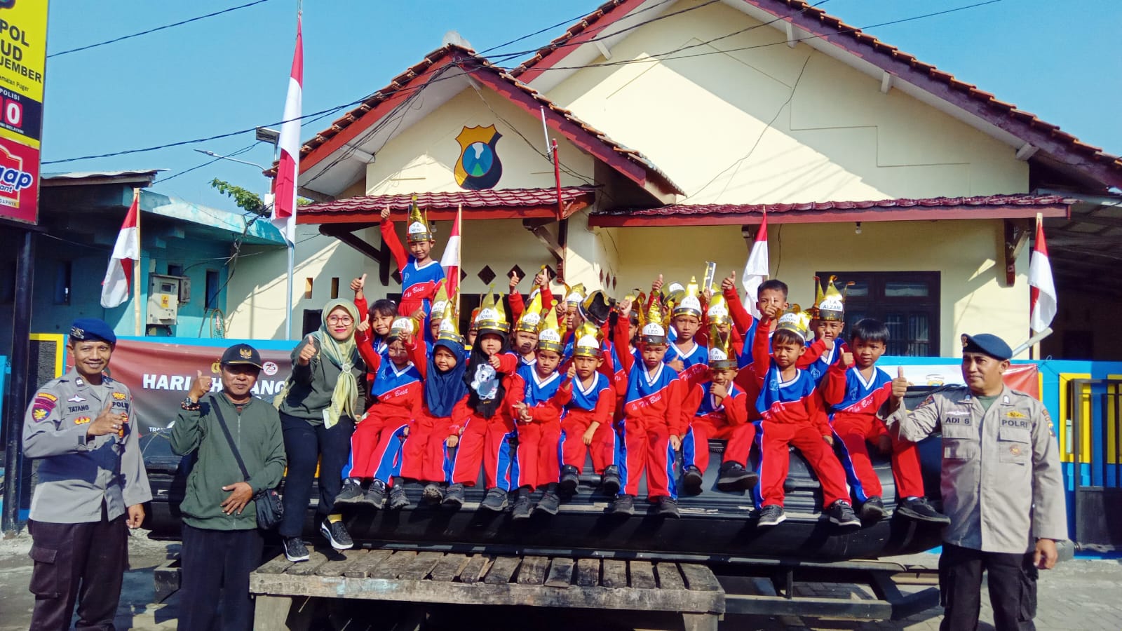 Satpolairud Polres Jember Kenalkan Tugas Pada Anak Usia Dini