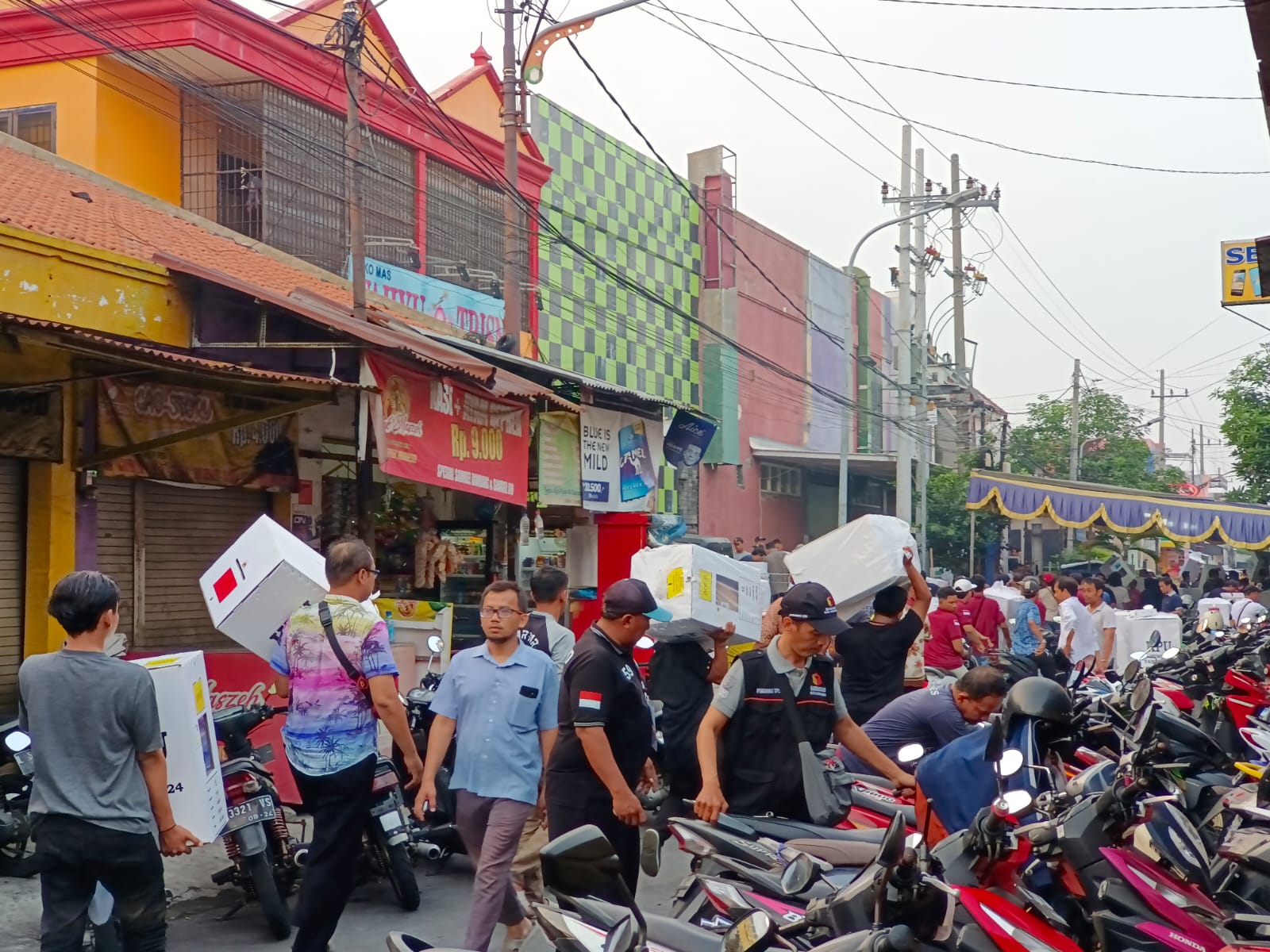 Perhitungan Surat Suara Pemilu Berlangsung 2 Hari, Banyak Petugas Kelelahan