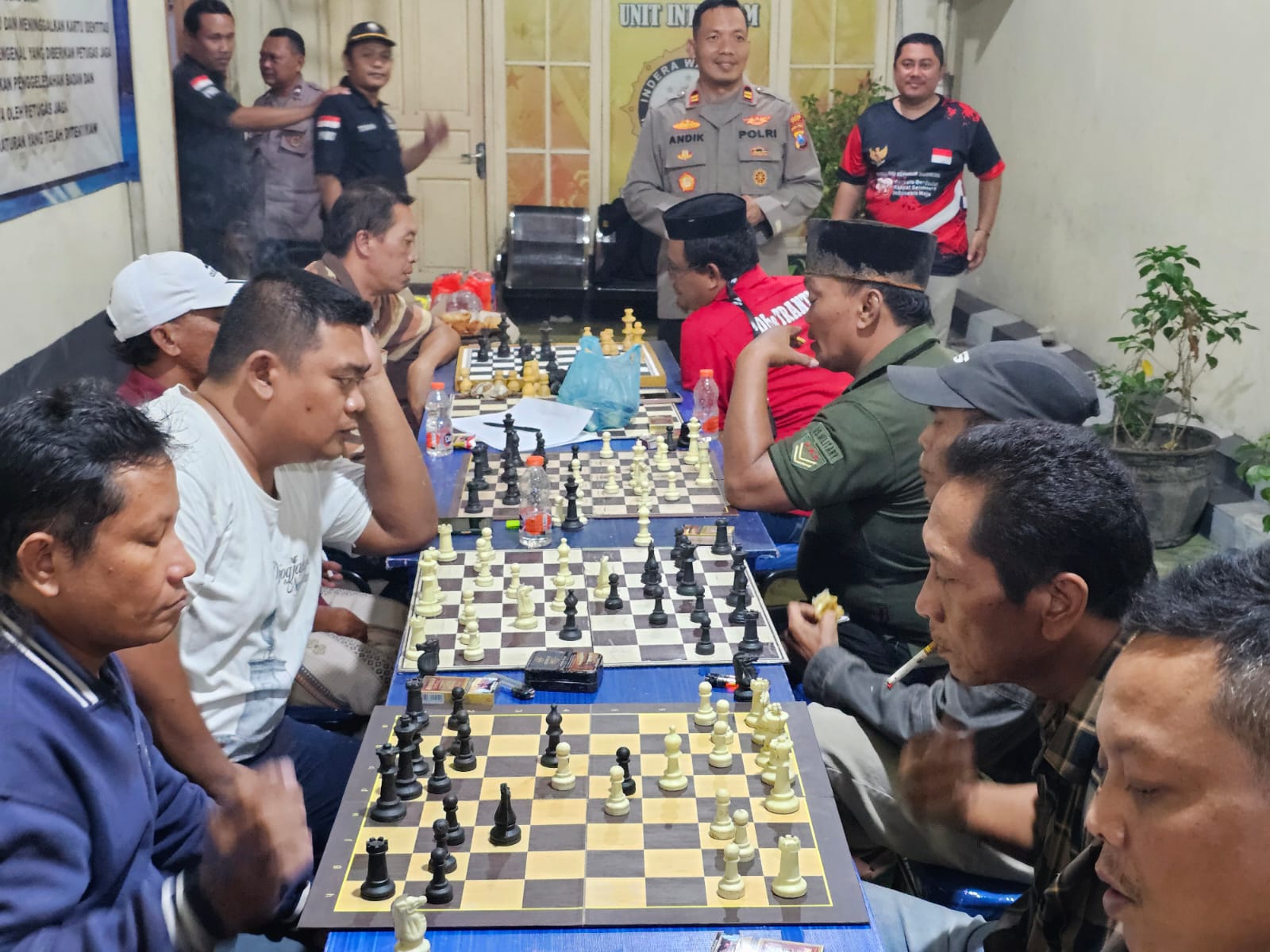 Gresik Aman dan Kondusif, Polsek Cerme Gaungkan Pesan Kamtibmas Lewat Turnamen Catur