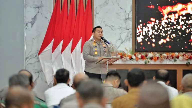 Jelang Nataru, Polres Blitar Gelar Rapat Lintas Sektoral Operasi Lilin Semeru 2025