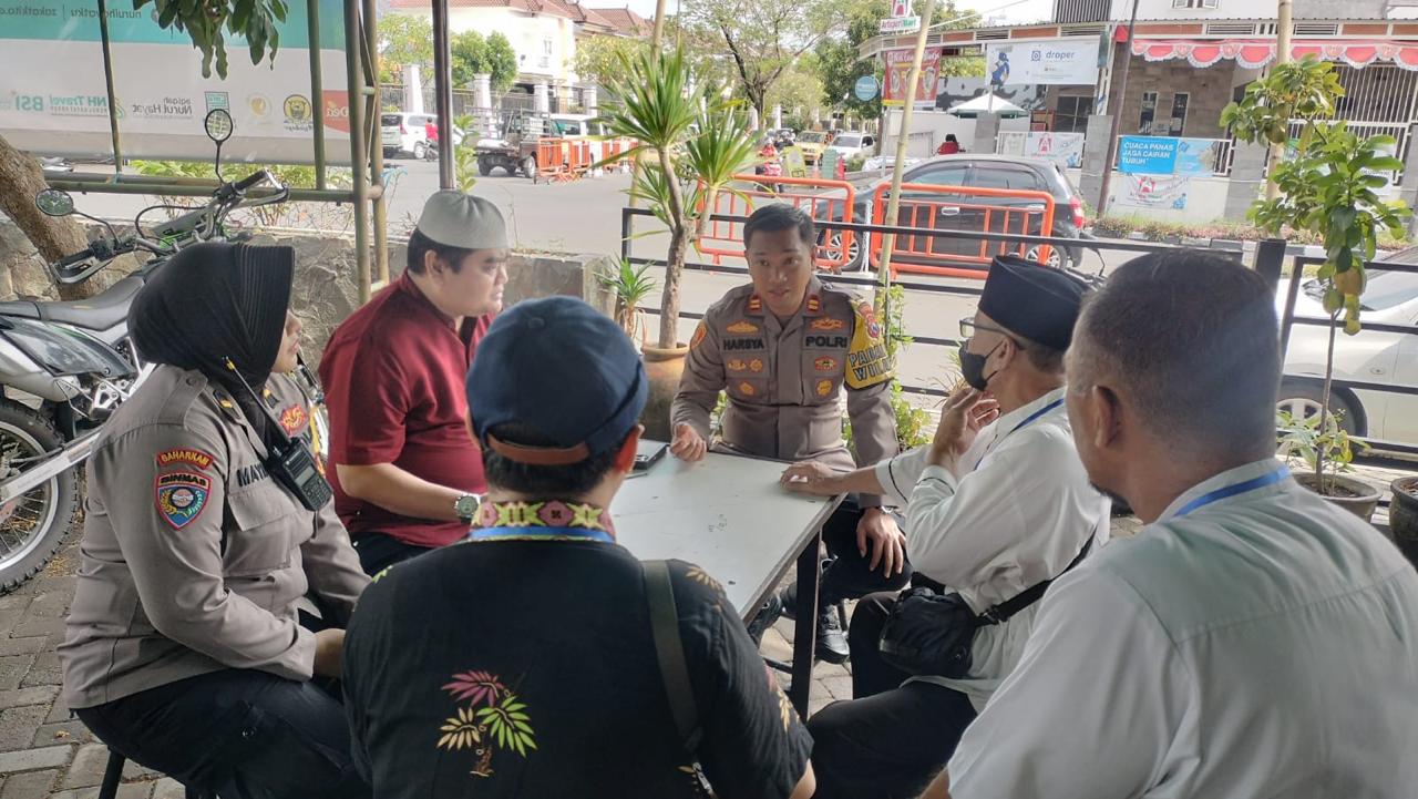 Kapolsek Gunung Anyar Ajak Warga Jaga Kondusivitas Jelang Pilkada