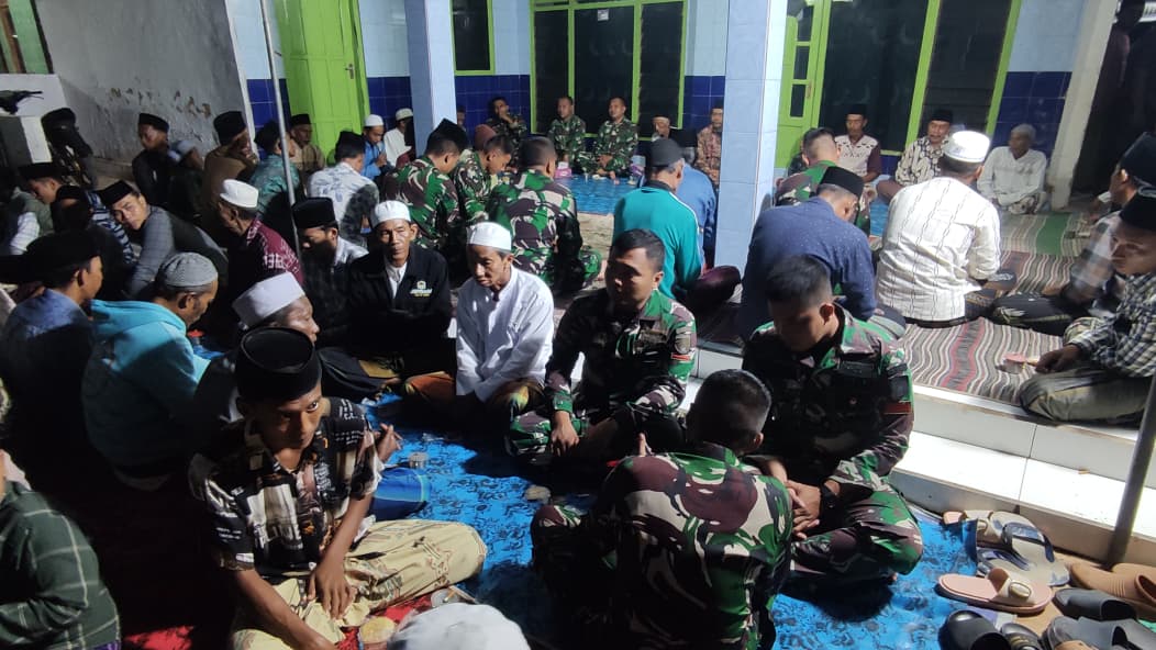 TNI Hadir di Tengah Duka, Satgas TMMD 127 Ikut Tahlilan