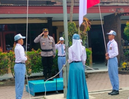 Tekan Kenakalan Remaja, Polres Tulungagung Giatkan Police Goes to School