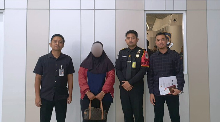 Tak Miliki Izin Tinggal, Imigrasi Ponorogo Deportasi WN Malaysia