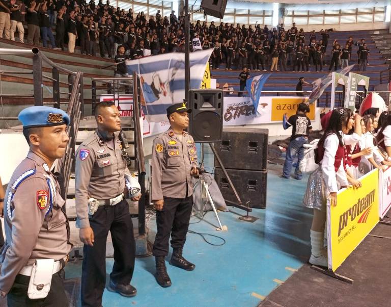 Polsek Gayungan Amankan Gelaran Honda DBL 2025 di Surabaya