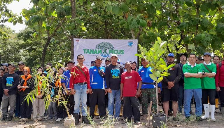 Perhutani KPH Nganjuk Bersinergi Lestarikan Sumber Mata Air Plawon