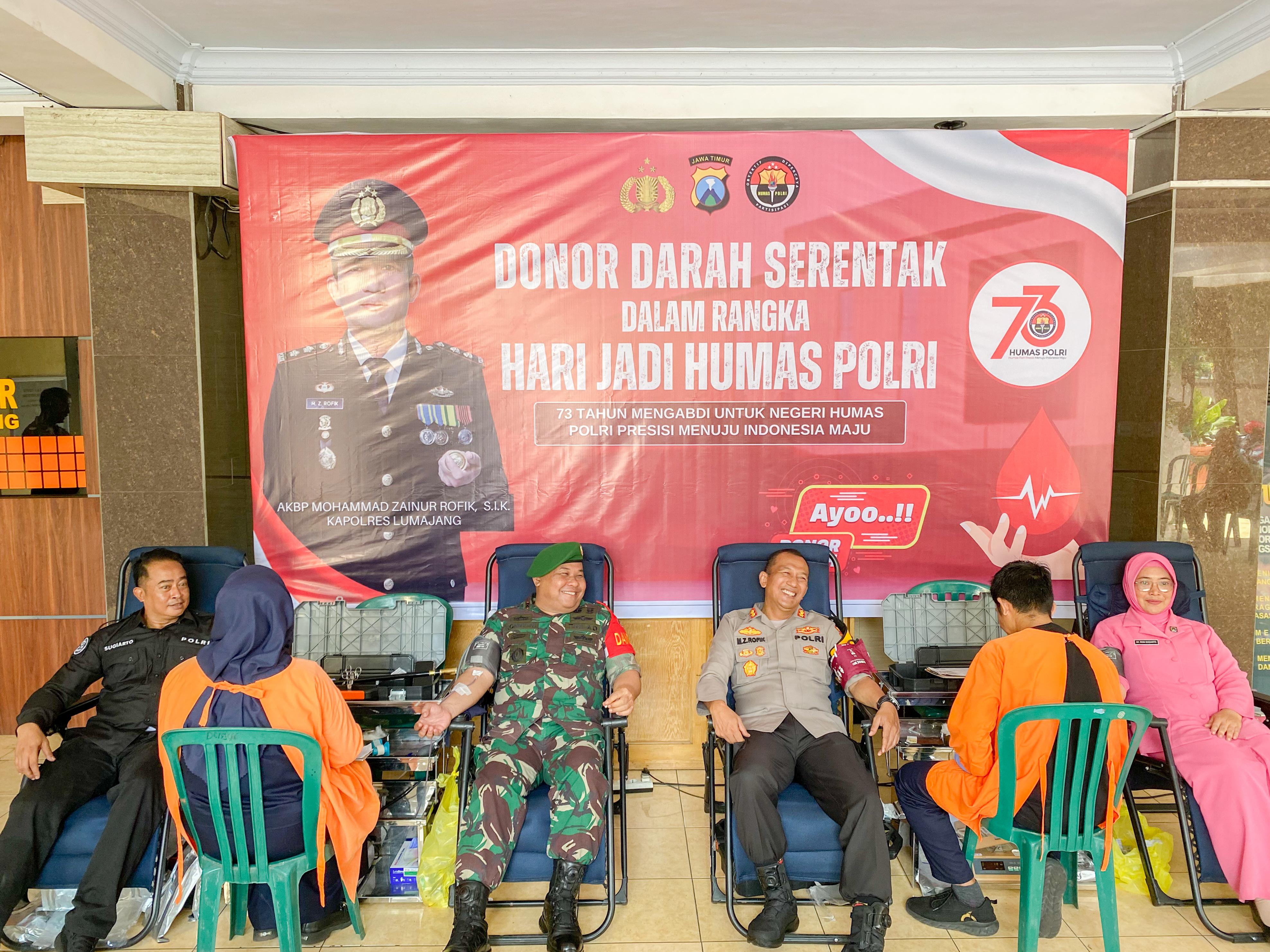 Polres Lumajang dan PMI Gelar Donor Darah Peringati HUT Ke-73 Humas Polri