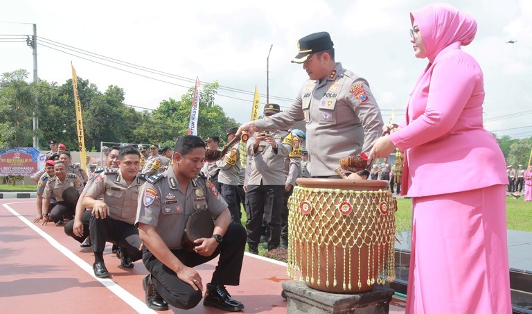 60 Personel Polres Blitar Naik Pangkat: Momentum Syukur dan Komitmen Pengabdian