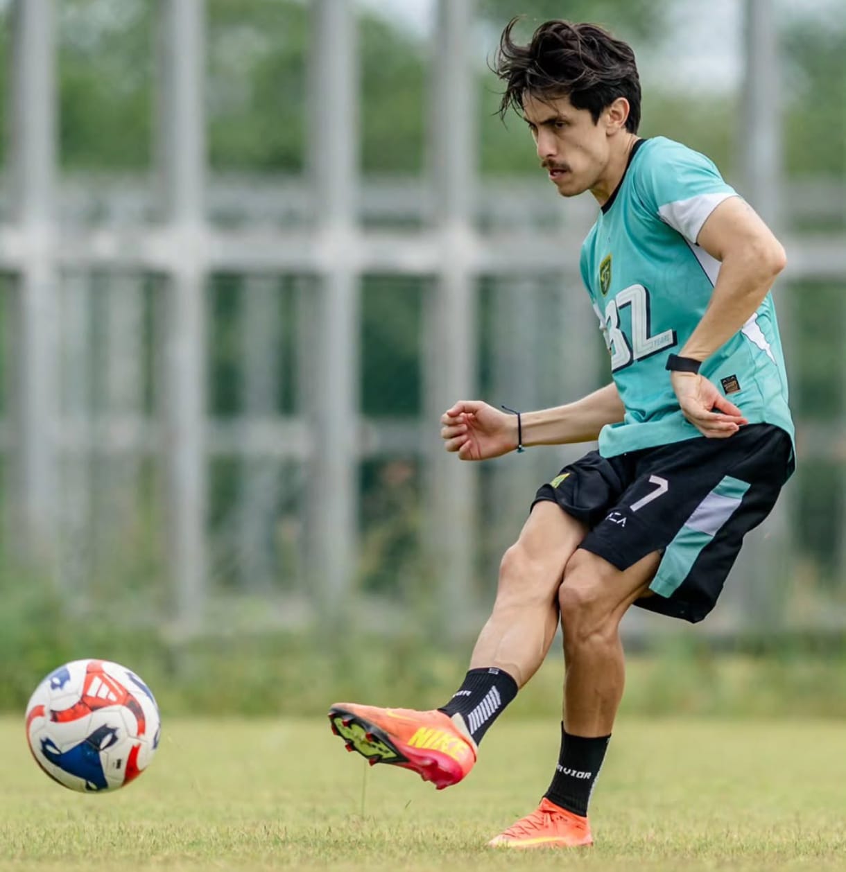 Modal Musim Lalu, Persebaya Targetkan Kemenangan di Makassar