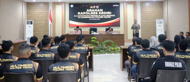 Polres Kediri Gandeng Radio Bahas Strategi Cerdas Kelola Media Sosial