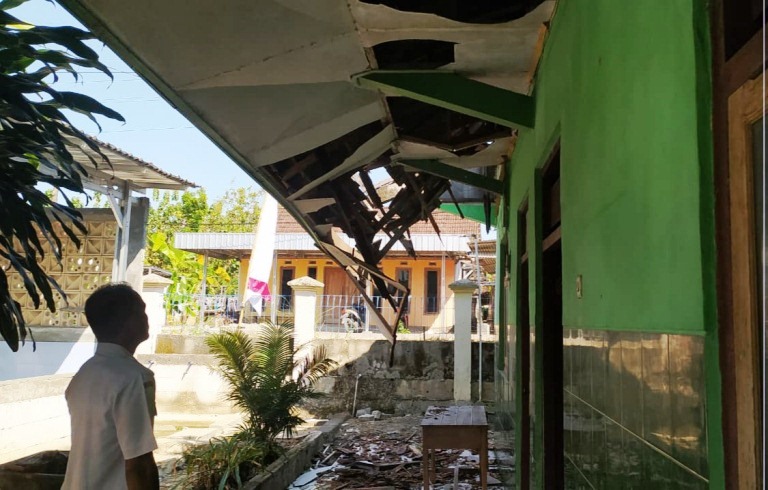 Bertahun-tahun Rusak, Nasib Siswa SDN Mengger 2 Ngawi Terkatung-katung