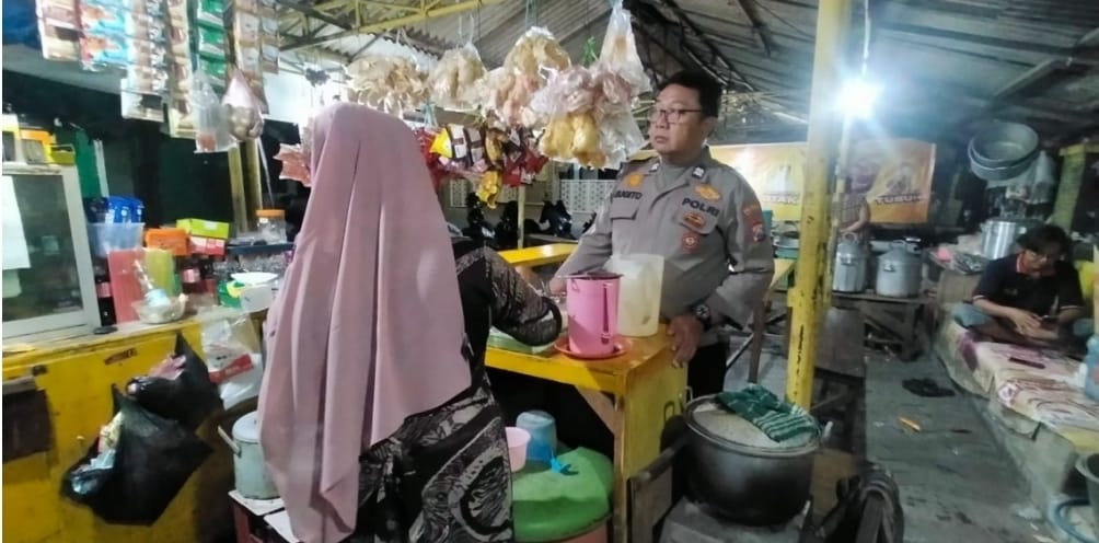 Blusukan ke Warkop, Polisi Beri Imbauan Kamtibmas Jelang Pilkada Serentak 2024