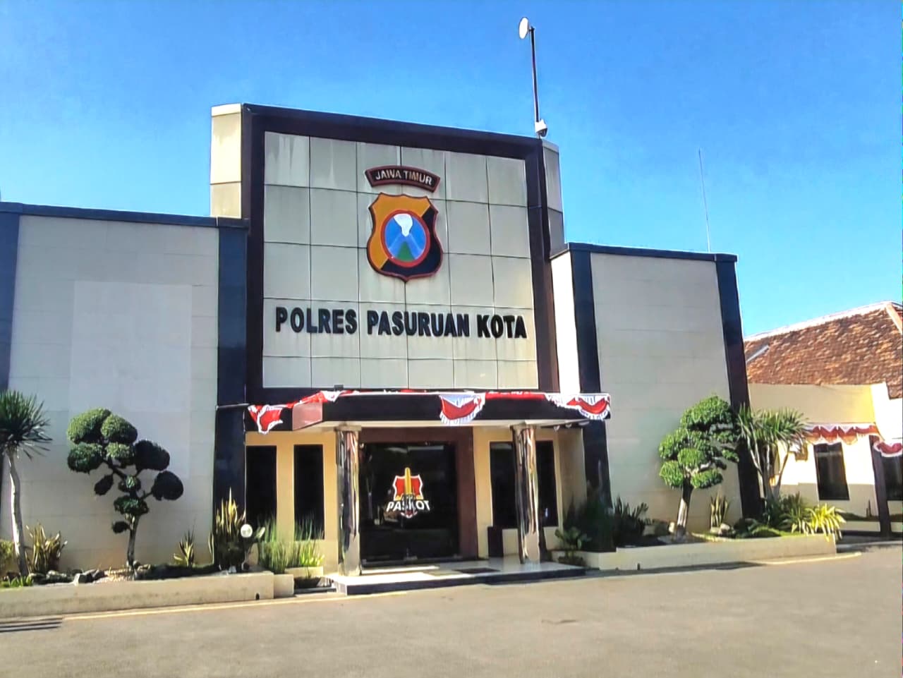 Pecatan Polisi Jadi Otak Curas, Lima Orang Diamankan