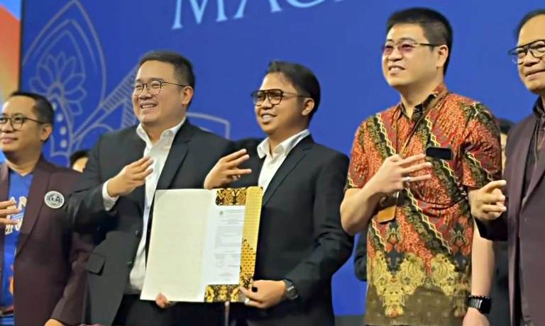 Seminar Nasional dan Pelantikan Pengurus Alumni Magister Manajemen UC: Sinergi untuk Kemajuan Ekonomi Daerah