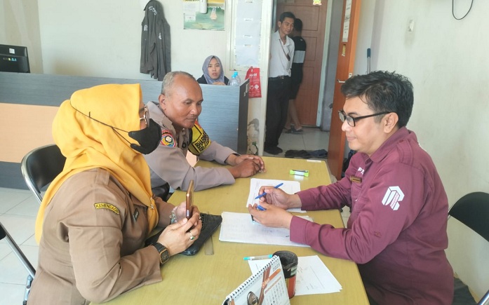 Sinergi Polsek Semampir dan Kelurahan, Data Penghuni Rusun Indrapura Sembari Jaga Kamtibmas