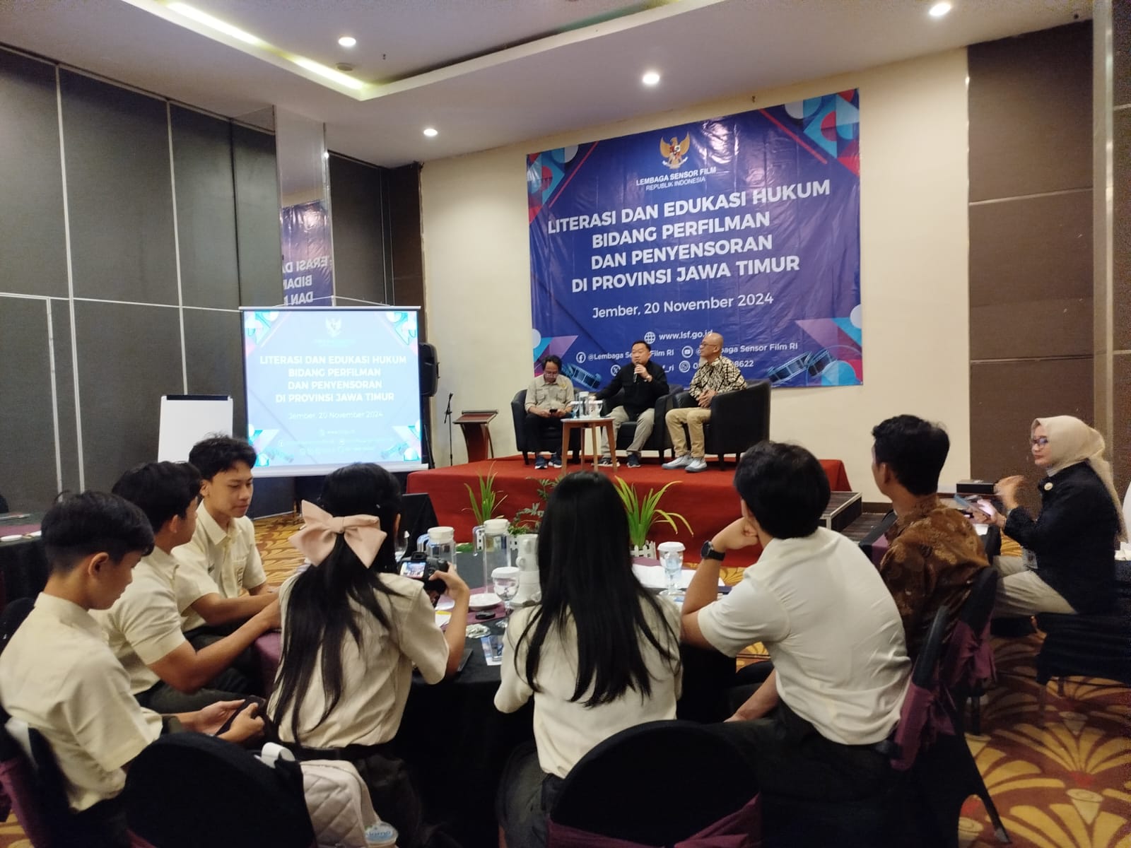 Unej dan LSF RI Bersatu Sosialisasikan Literasi dan Edukasi Hukum Perfilman di Jember