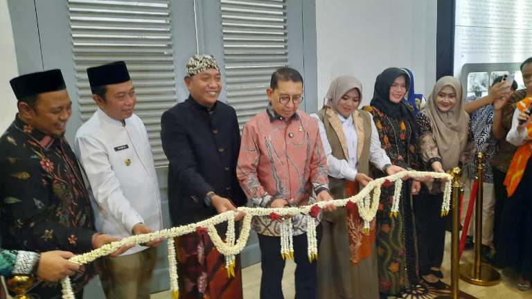 Fadli Zon Tegaskan Budaya Kekayaan Bangsa yang Harus Terjaga di Situbondo