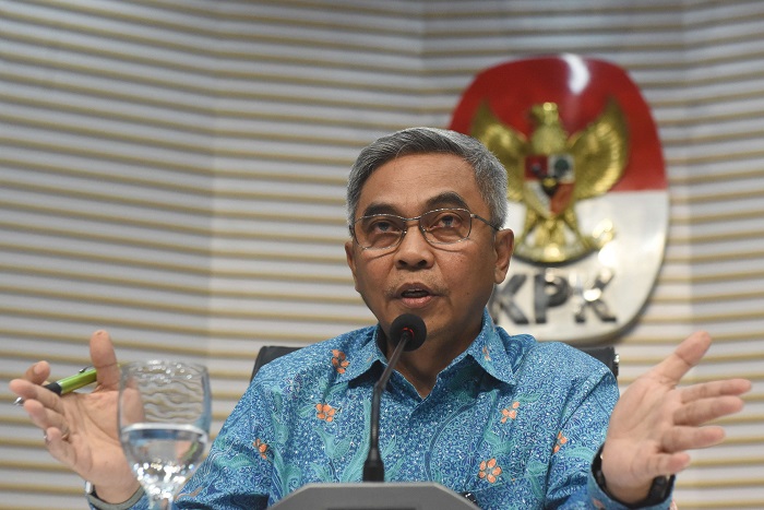 KPK Belum Periksa Menhut Raja Juli soal Amplop Dolar dari Bupati Kuansing