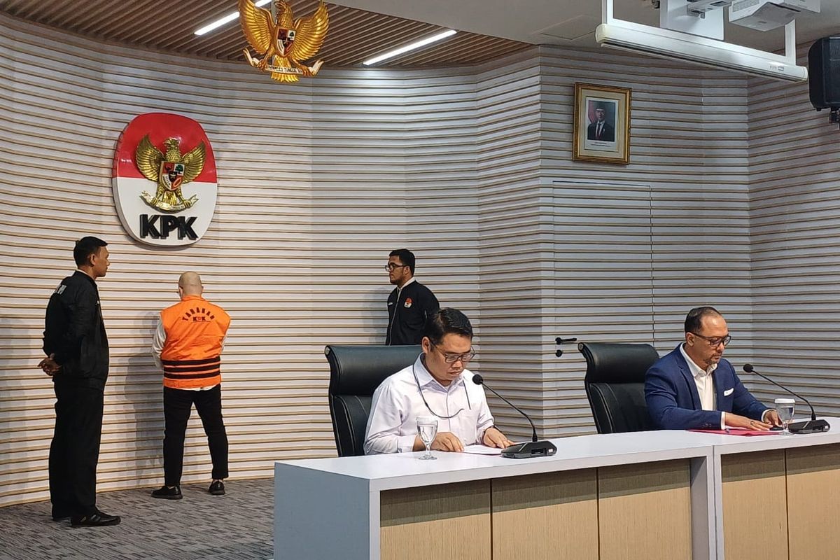 KPK Tahan Mantan Dirut Taspen Antonius Kosasih, Terkait Kasus Investasi Fiktif