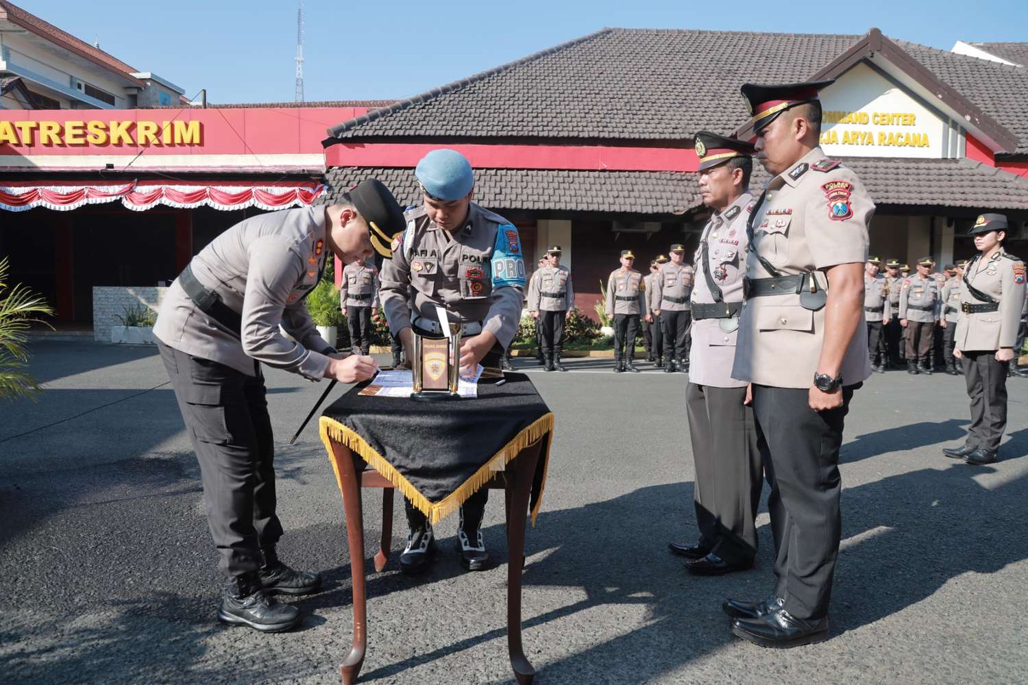 Lantik Pejabat Baru, Kapolres Jember Tegaskan Rotasi Jabatan Segarkan Kinerja Polres