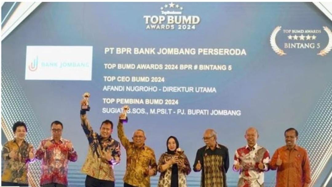 Bank Jombang Makin Gemilang, Raih 3 Penghargaan Top BUMD Awards 2024