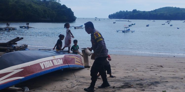 Nikmati Liburan Aman dan Nyaman, Polres Tulungagung Intensifkan Patroli Objek Wisata