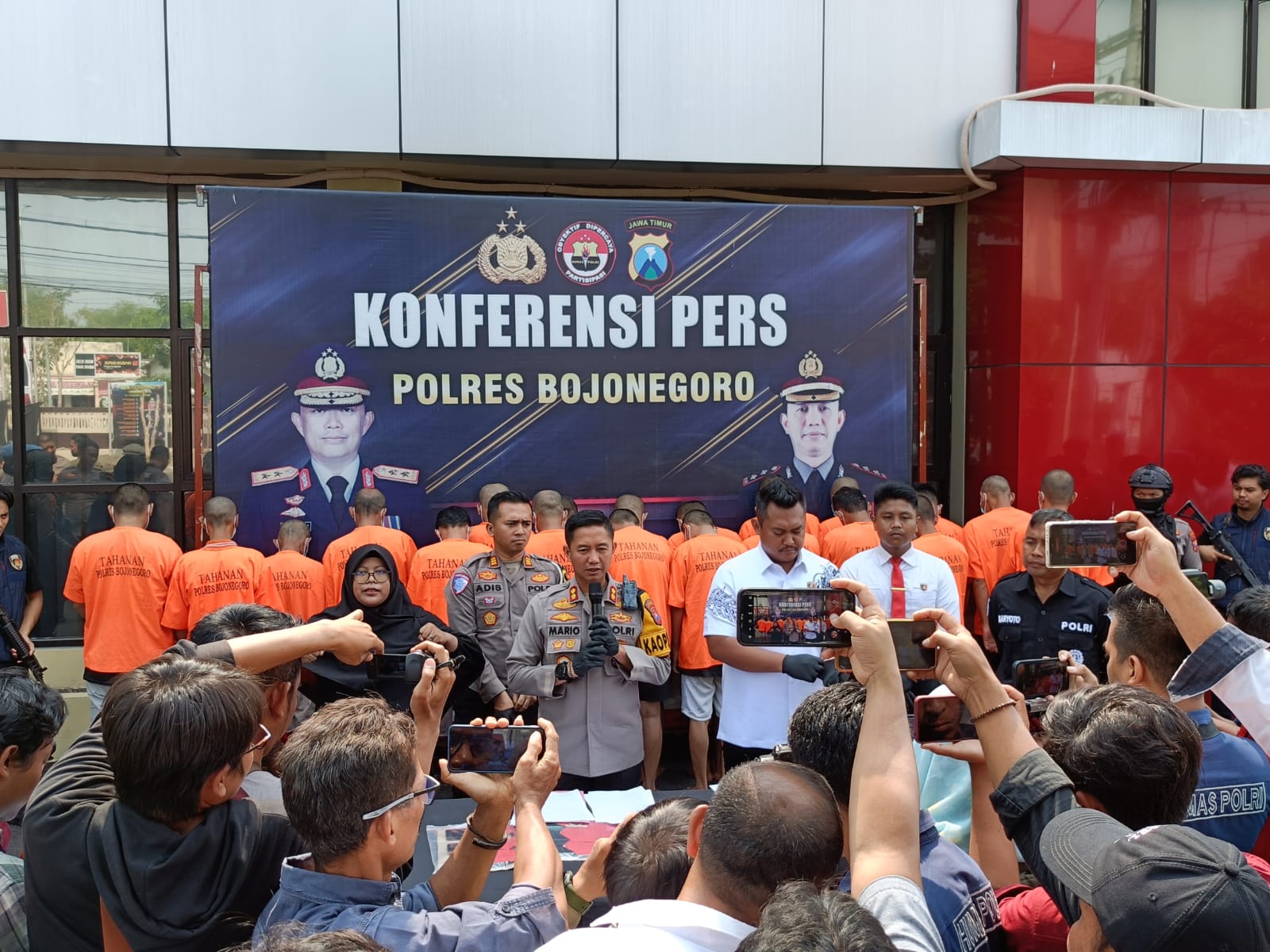 Satreskrim Polres Bojonegoro Amankan 20 Tersangka Judi Online