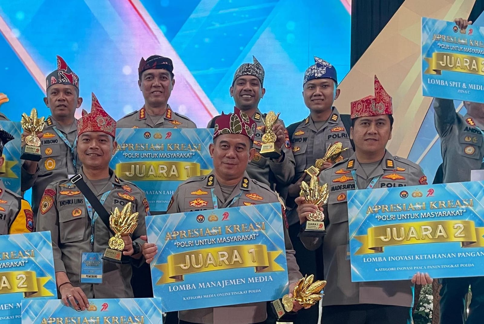 Luar Biasa! Polda Jatim Borong Penghargaan Awarding Day Apresiasi Kreasi Polri