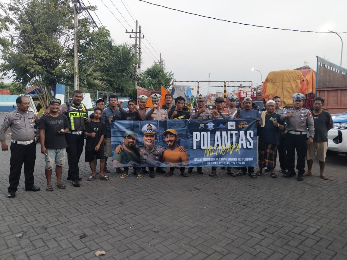 Jelang Operasi Patuh 2025, Satlantas Polres Pelabuhan Tanjung Perak Ajak Sopir Truk Wujudkan Zero ODOL
