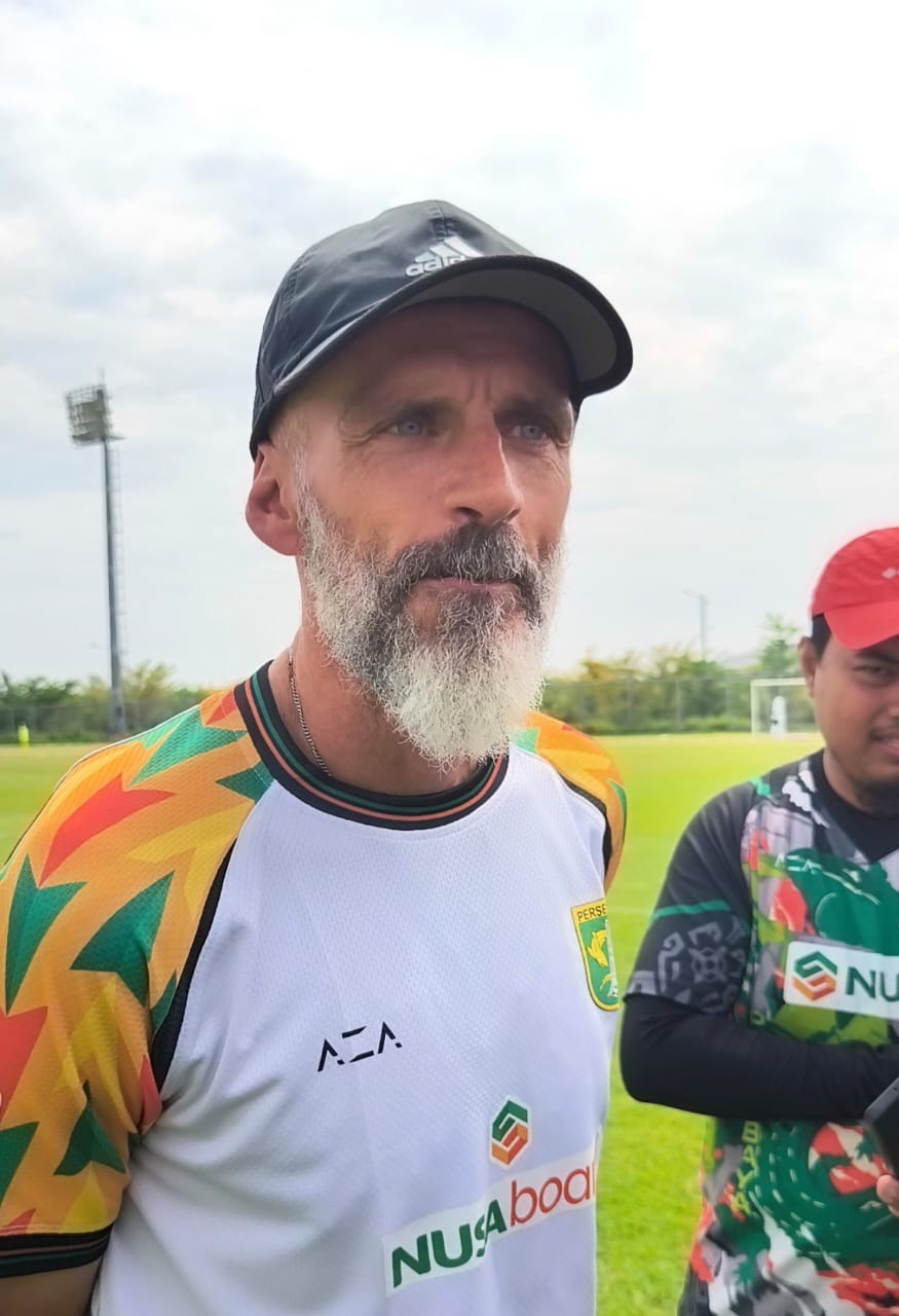 Eduardo Perez Tanggapi Tekanan Suporter dengan Kepala Dingin