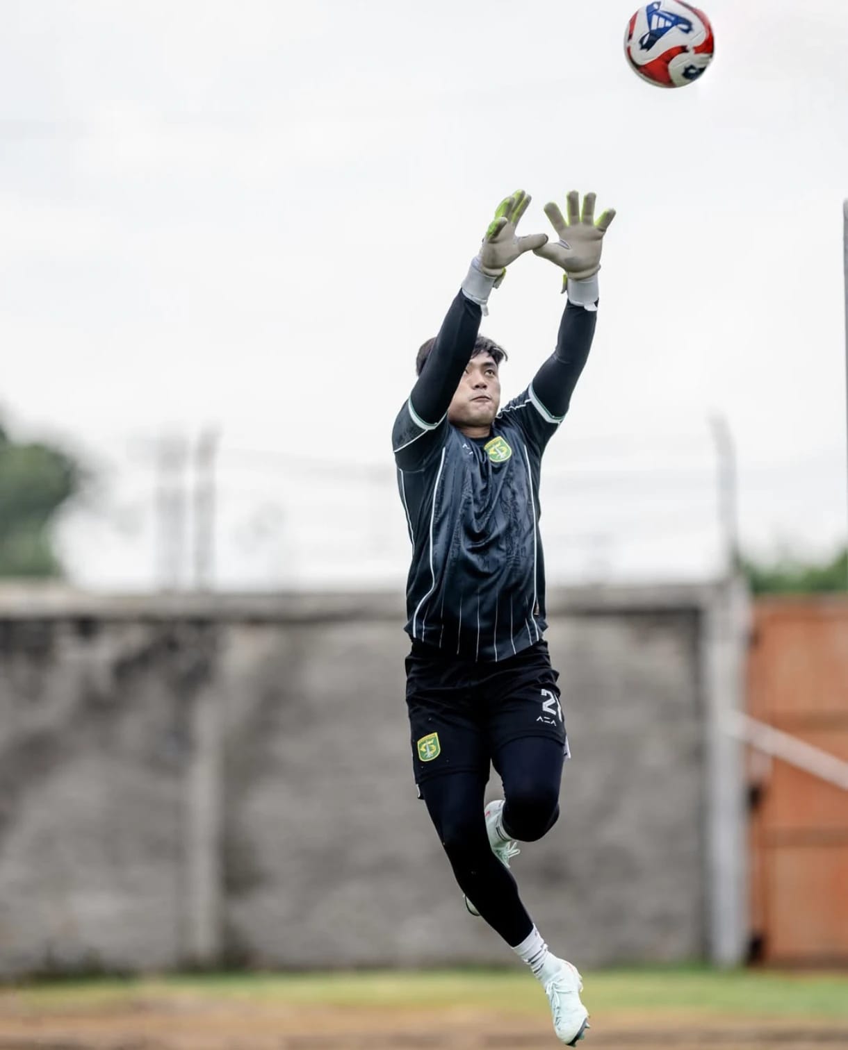 Paham Karakteristik Pemain PSIM Yogyakarta, Ernando Ari Optimistis Raih Poin Penuh