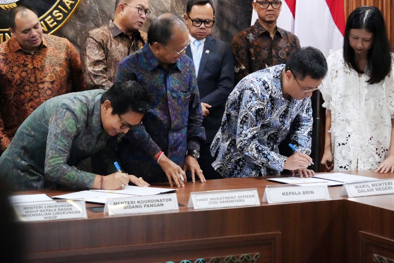 Pemerintah Percepat Pembangunan PSEL di Tiga Wilayah Indonesia
