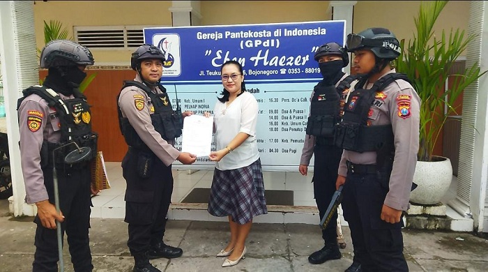 Ratusan Personel Polres Amankan Perayaan Kenaikan Yesus Kristus di Bojonegoro